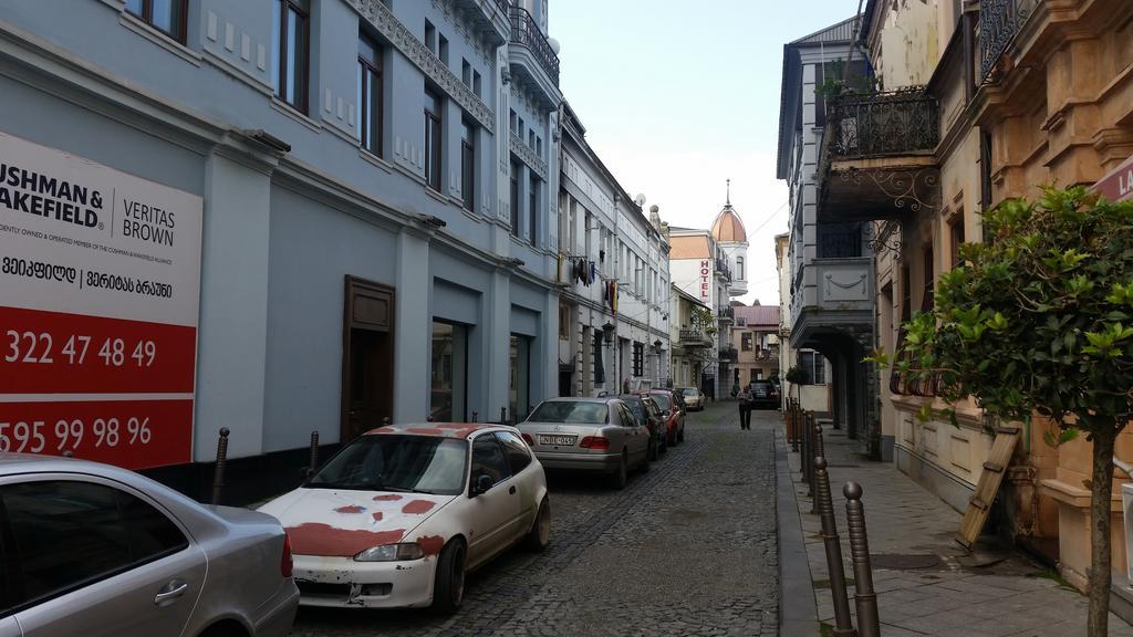 Nini'S Apartments Batum Dış mekan fotoğraf